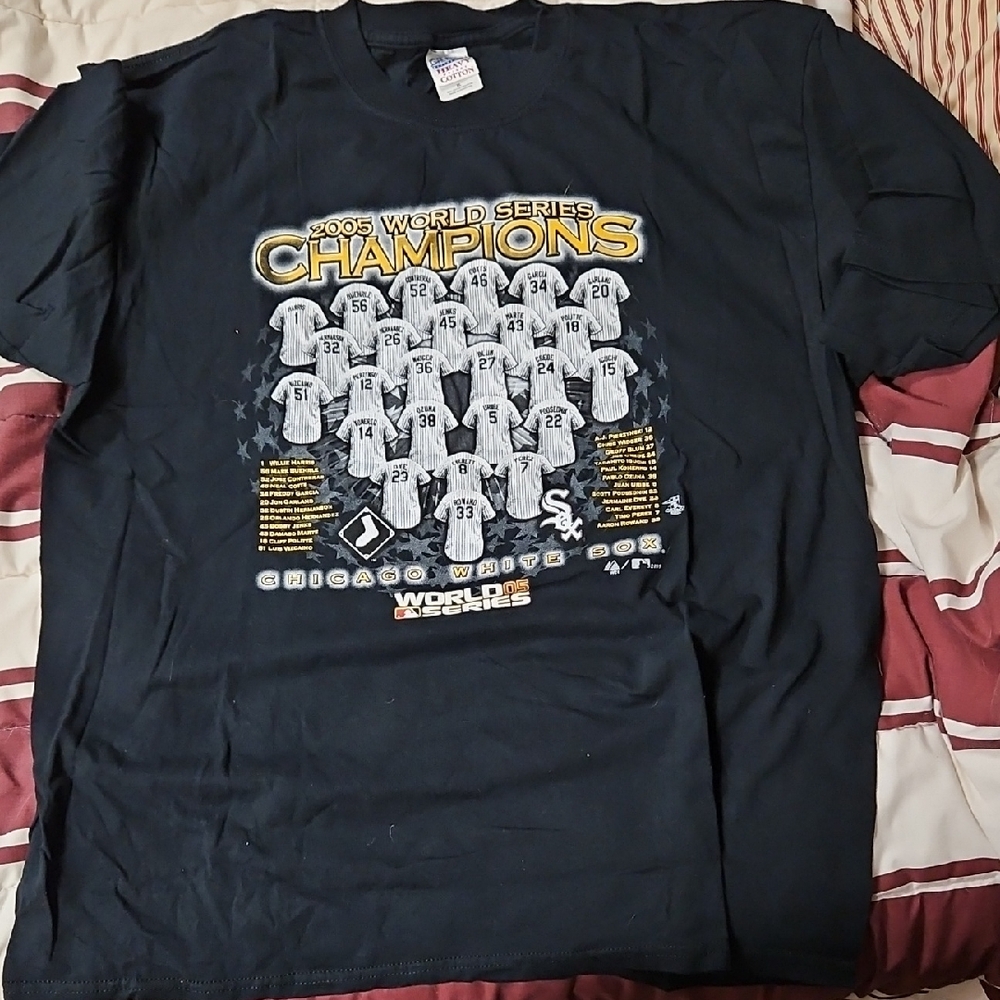 Gildan Heavy Cotton Black T-Shirt
